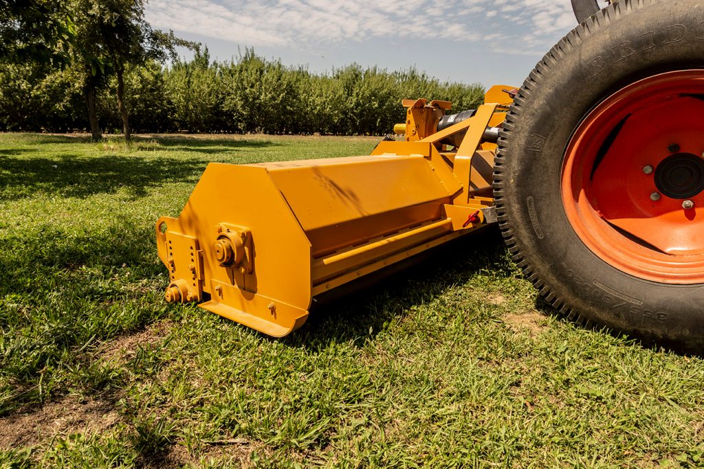 Vrisimo Super Series Flail Mower Valley Tool Mfg